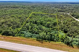 344 S Moon Dr, Venice, FL 34292 - Photo 1