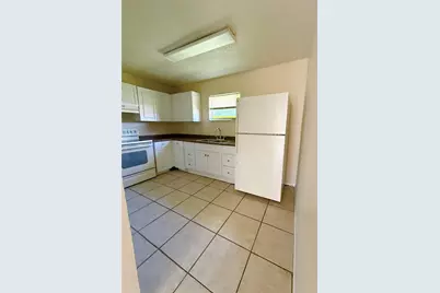 11216 Pendleton Avenue #A & B, Englewood, FL 34224 - Photo 5