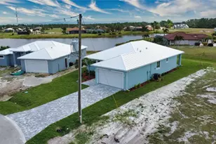 17434 Oro Ct, Punta Gorda, FL 33955 - Photo 3