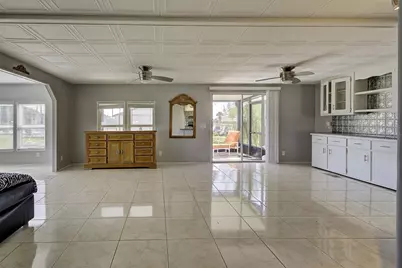 2100 Kings Highway #885, Port Charlotte, FL 33980 - Photo 17