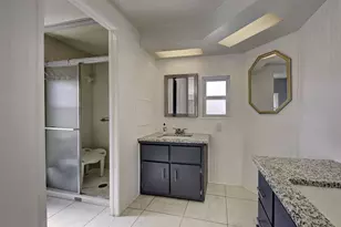 2100 Kings Hwy, Port Charlotte, FL 33980 - Photo 33