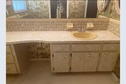 18512 Blair Avenue, Port Charlotte, FL 33948 - Photo 9