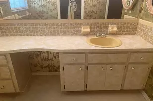 18512 Blair Ave, Port Charlotte, FL 33948 - Photo 9