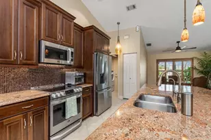 340 Belaire Ct, Punta Gorda, FL 33950 - Photo 11