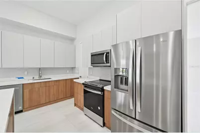 9516 President Circle, Port Charlotte, FL 33981 - Photo 11