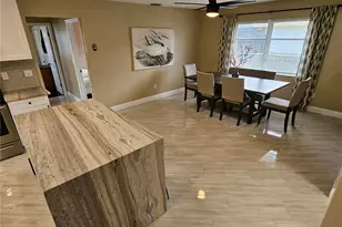 136 SE 5th St, Cape Coral, FL 33990 - Photo 11