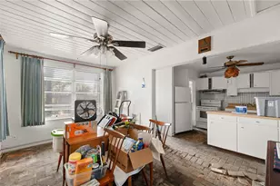 210 Harvey St, Punta Gorda, FL 33950 - Photo 9