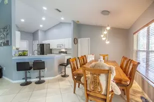 4252 Donatello Ave, North Port, FL 34286 - Photo 7