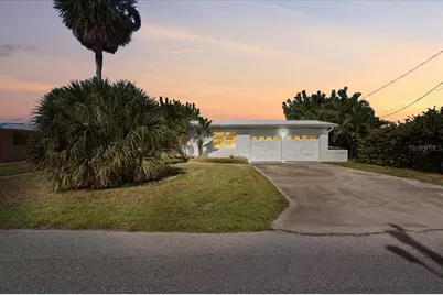 124 Leland SE, Port Charlotte, FL 33952 - Photo 3