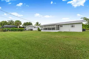 22281 N Niagara Ave, Port Charlotte, FL 33952 - Photo 27