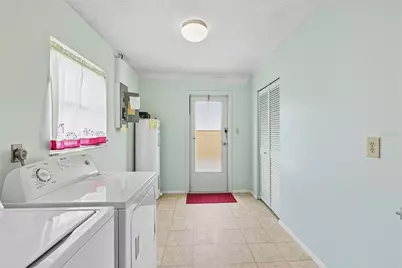 22281 N Niagara Avenue, Port Charlotte, FL 33952 - Photo 9