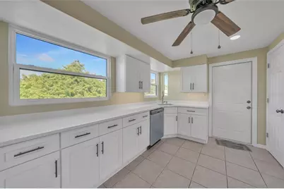 282 Seminole Boulevard NW, Port Charlotte, FL 33952 - Photo 11