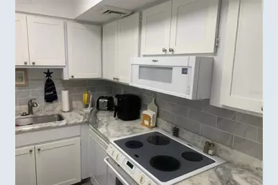 2437 Harbor Boulevard #215, Port Charlotte, FL 33952 - Photo 11