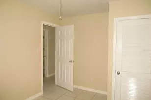 6180 Freemont St, North Port, FL 34287 - Photo 13