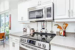 122 Annapolis Ln, Rotonda West, FL 33947 - Photo 19