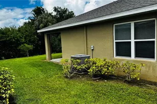 7633 W Lenox Cir, Punta Gorda, FL 33950 - Photo 9