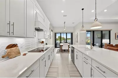 17312 Luminous Avenue, Venice, FL 34293 - Photo 15