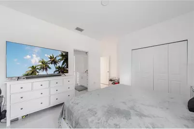 15473 Lakeland Circle, Port Charlotte, FL 33981 - Photo 9