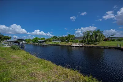 3725 SE 13th Avenue, Cape Coral, FL 33904 - Photo 11