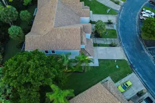 8350 Village Edge Cir, Fort Myers, FL 33919 - Photo 3