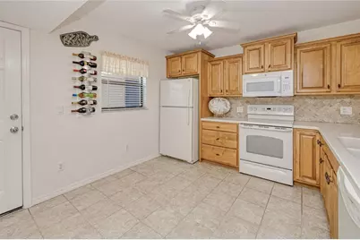 175 Kings Highway #B5, Punta Gorda, FL 33983 - Photo 3