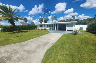 184 Norfolk Ave NW, Port Charlotte, FL 33952 - Photo 3