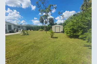 184 Norfolk Avenue NW, Port Charlotte, FL 33952 - Photo 23