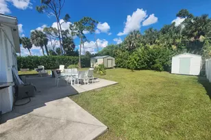 184 Norfolk Ave NW, Port Charlotte, FL 33952 - Photo 21