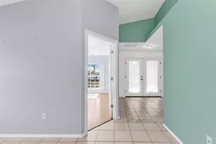 13440 SW Pembroke Cir N, Lake Suzy, FL 34269 - Photo 7