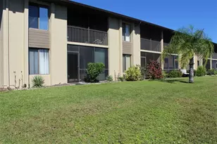 4072 Oakview Dr, Punta Gorda, FL 33980 - Photo 5