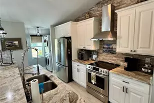 3714 Gulfbreeze Ln, Punta Gorda, FL 33950 - Photo 3