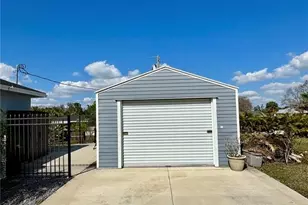 3714 Gulfbreeze Ln, Punta Gorda, FL 33950 - Photo 39