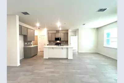 4 Lynbrook Drive, Palm Coast, FL 32137 - Photo 3