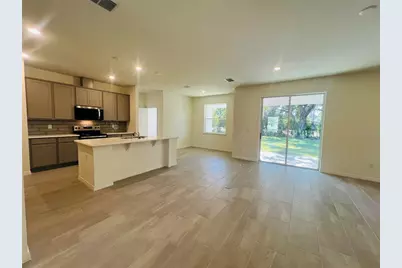 4 Lynbrook Drive, Palm Coast, FL 32137 - Photo 5