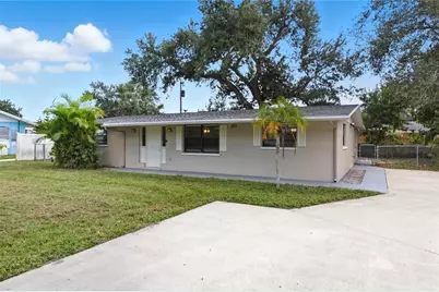 101 Oberlin Road, Venice, FL 34293 - Photo 1