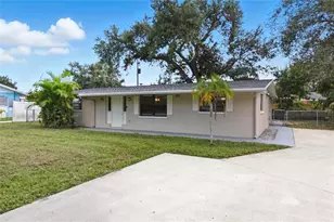 101 Oberlin Rd, Venice, FL 34293 - Photo 1
