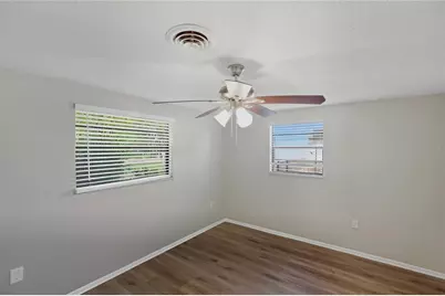 101 Oberlin Road, Venice, FL 34293 - Photo 17