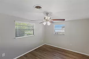 101 Oberlin Rd, Venice, FL 34293 - Photo 17