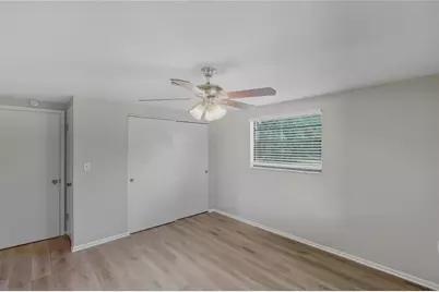 101 Oberlin Road, Venice, FL 34293 - Photo 13