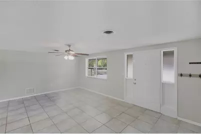 101 Oberlin Road, Venice, FL 34293 - Photo 3