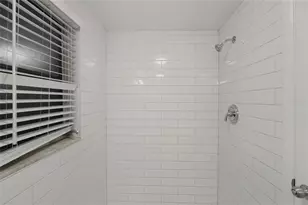 101 Oberlin Rd, Venice, FL 34293 - Photo 15
