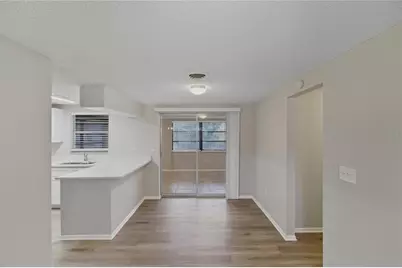 101 Oberlin Road, Venice, FL 34293 - Photo 9