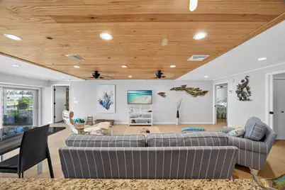 18166 Bracken Circle, Port Charlotte, FL 33948 - Photo 9