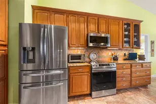 132 Crescent Dr, Punta Gorda, FL 33950 - Photo 15