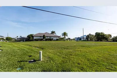 1653 Bobolink Court, Punta Gorda, FL 33950 - Photo 13