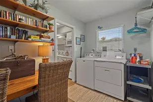 702 Poinciana Rd, Nokomis, FL 34275 - Photo 21