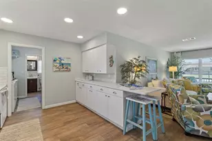 702 Poinciana Rd, Nokomis, FL 34275 - Photo 9