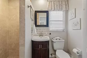 702 Poinciana Rd, Nokomis, FL 34275 - Photo 21