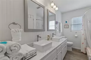 702 Poinciana Rd, Nokomis, FL 34275 - Photo 15