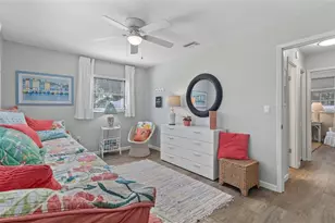 702 Poinciana Rd, Nokomis, FL 34275 - Photo 19